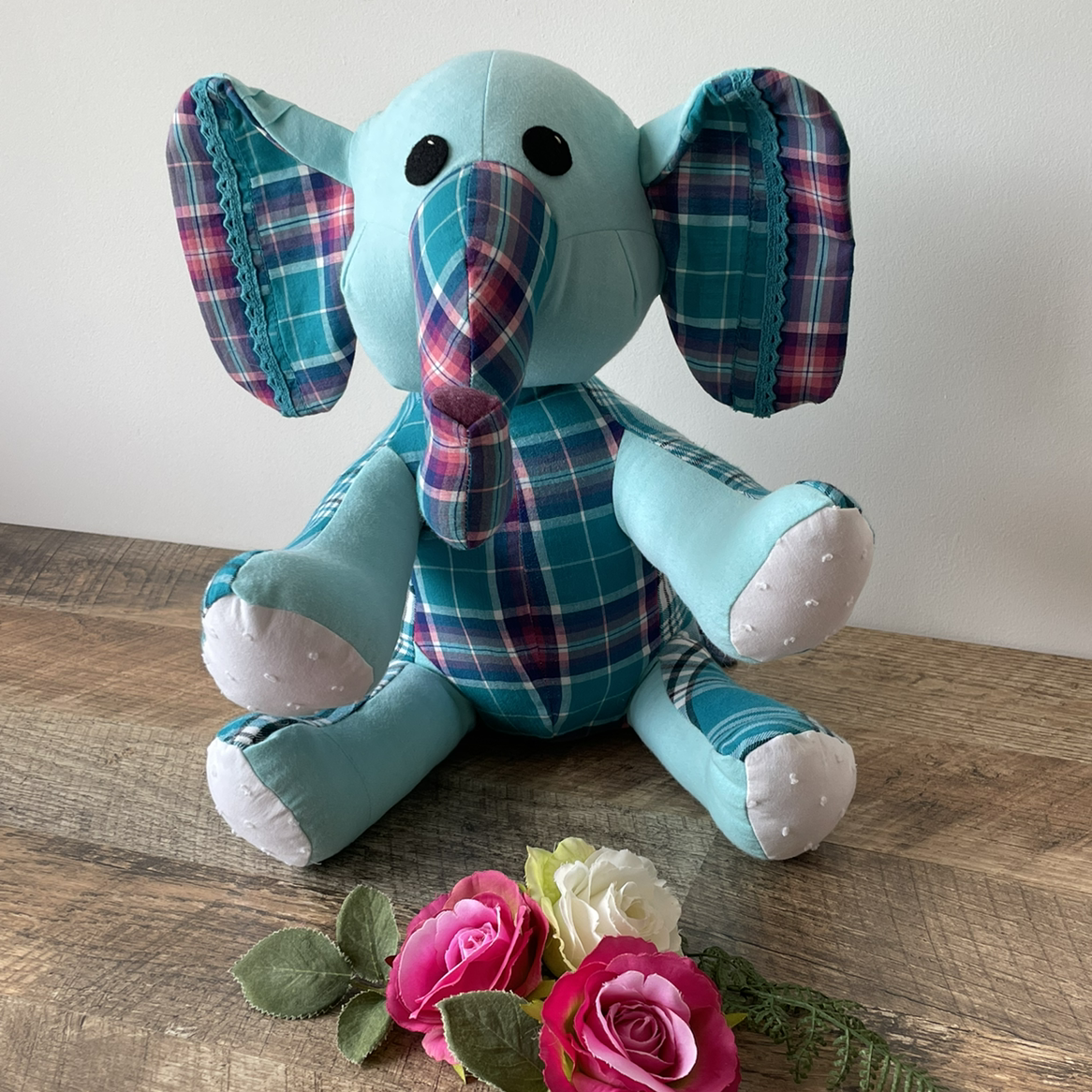 Sitting Elephant - Image 4